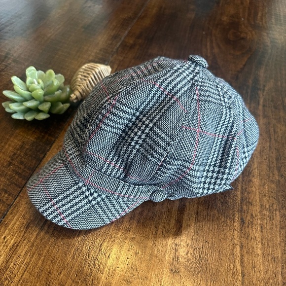 Mudd | Y2K News Boy Plaid Hat - Picture 1 of 6